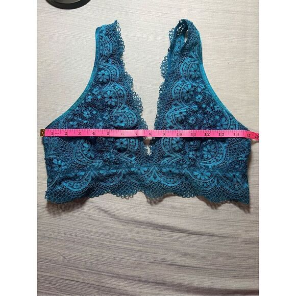 Victoria's Secret Bralette - Picture 4 of 4